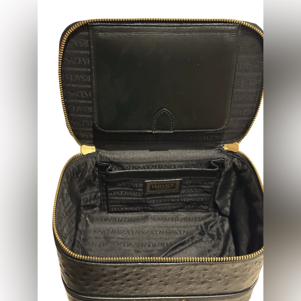 Versace Vintage Vanity Bag - Picture 4 of 9